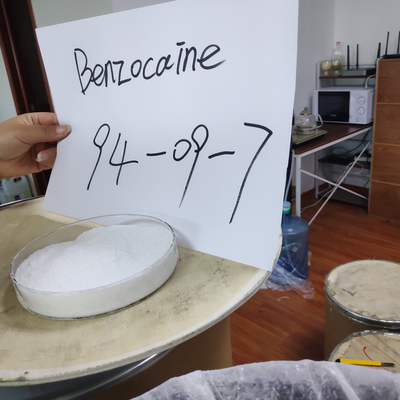 Het Witte Poeder van CAS 94-09-7 Benzocaine voor Geneesmiddelen