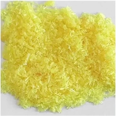 Fabriekslevering 99% 1-fenyl-2-nitroproteen/P2np/P2np kristal CAS 705-60-2